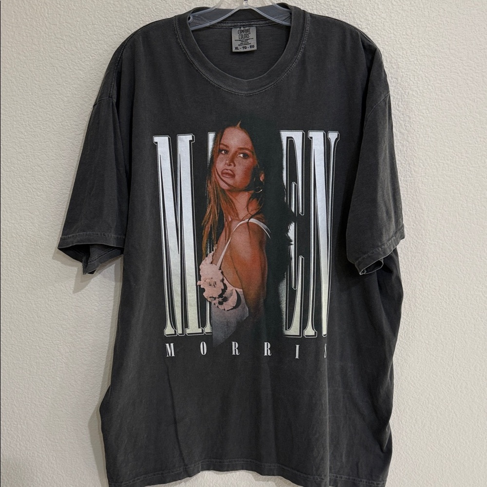 Graphic Marin Morris Shirt with Artist Print EUC Size XL